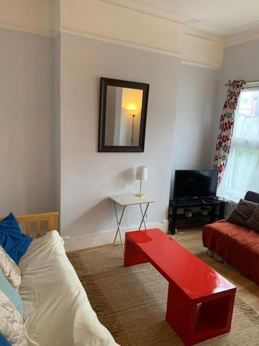 7 Bedroom Victorian House Zone 2 * London